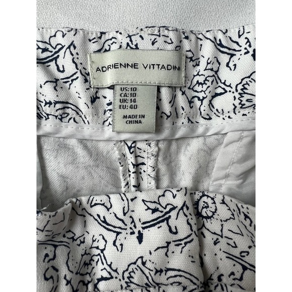 Adrienne Vittadini Floral Navy White Cropped White & Off Navy Pants Size 10 - Picture 4 of 7